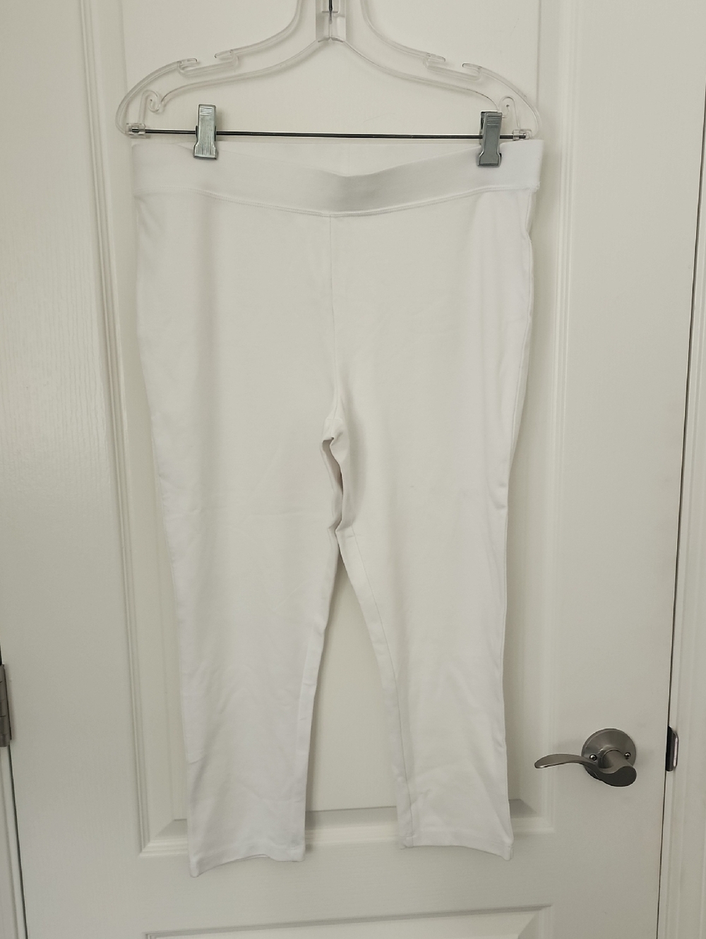 Reitmans White Stretch Cropped Leggings